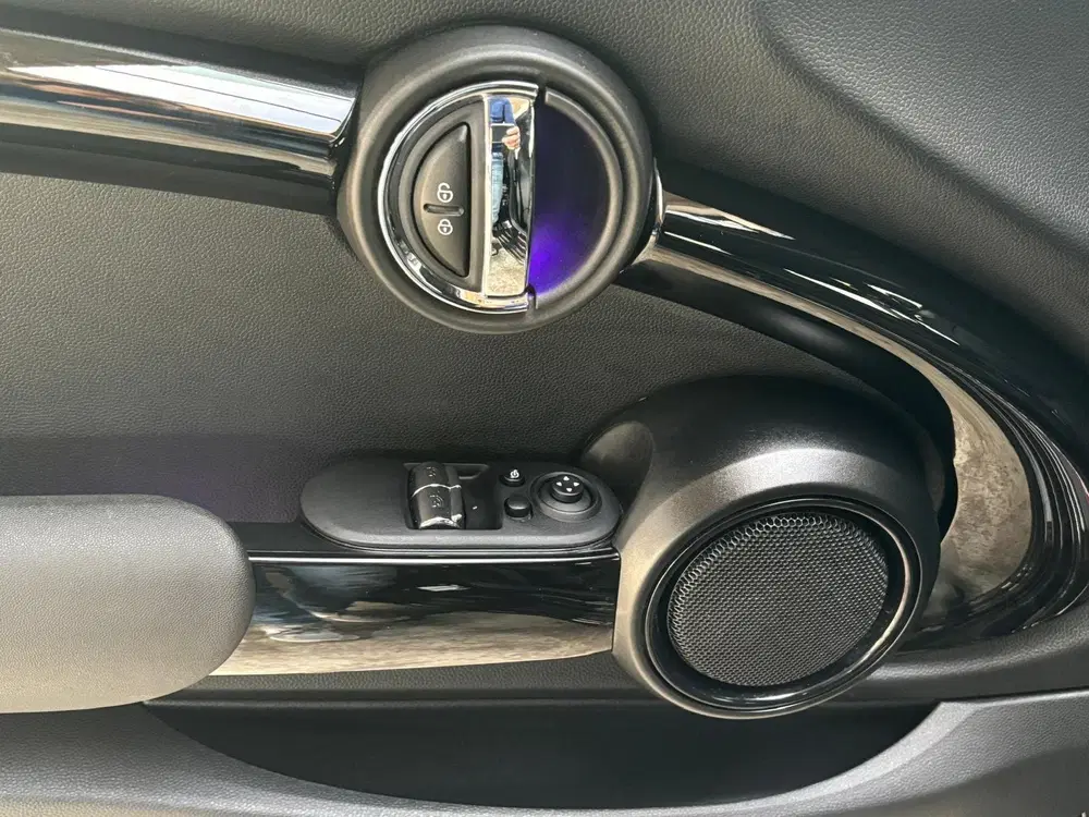 Mini John Cooper Works 1.5 Cooper Dalston Edition uit 2021, foto 15