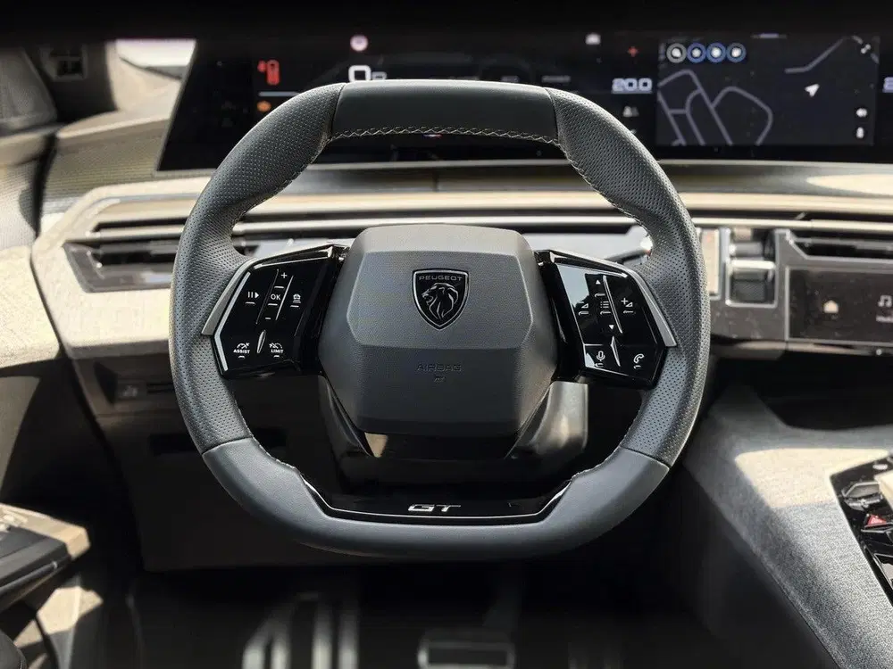 Peugeot 5008 1.2 Hybrid e-DSC6 GT uit 2025, foto 13