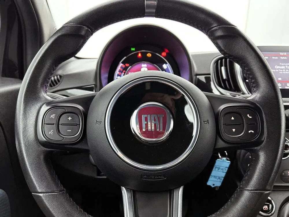 Fiat 500 1.0 70pk Hybrid Launch Edition uit 2020, foto 13