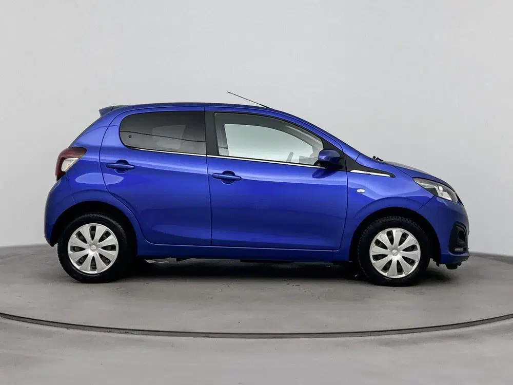 Peugeot 108 Active 75 pk uit 2021, foto 7