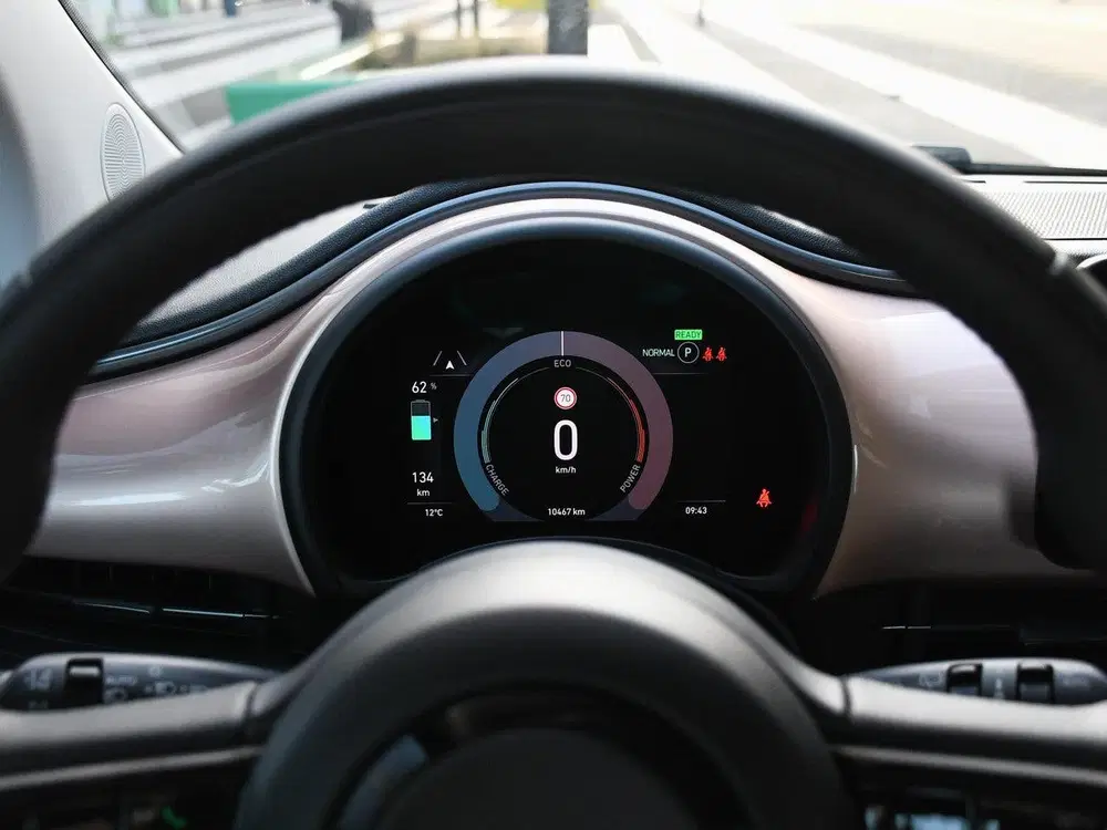 Fiat 500e Urban 42 kWh 118pk Automaat DAB uit 2023, foto 15