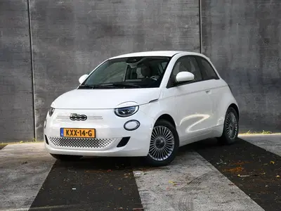 Fiat 500e Urban 42 kWh 118pk Automaat DAB uit 2023