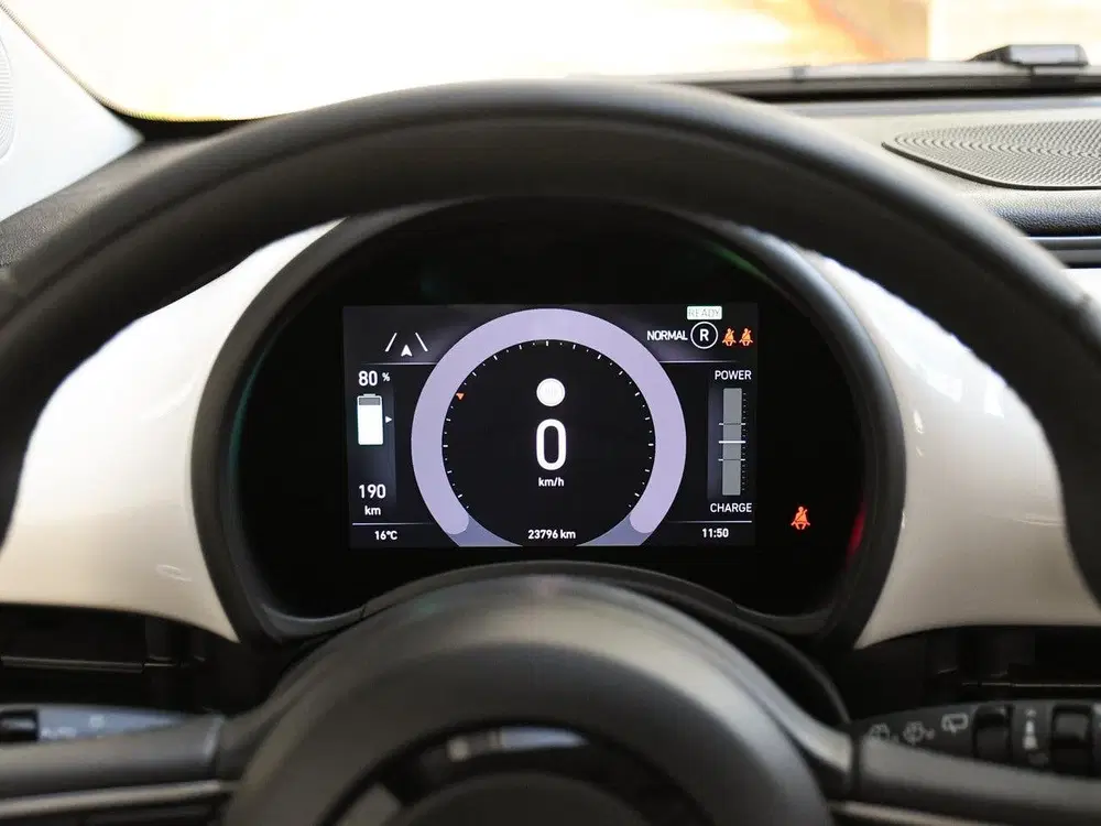 Fiat 500e Urban 42 kWh 118pk Automaat DAB uit 2023, foto 15