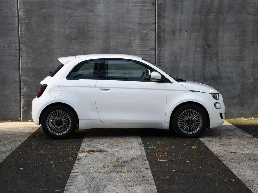 Fiat 500e Urban 42 kWh 118pk Automaat DAB uit 2023, foto 4