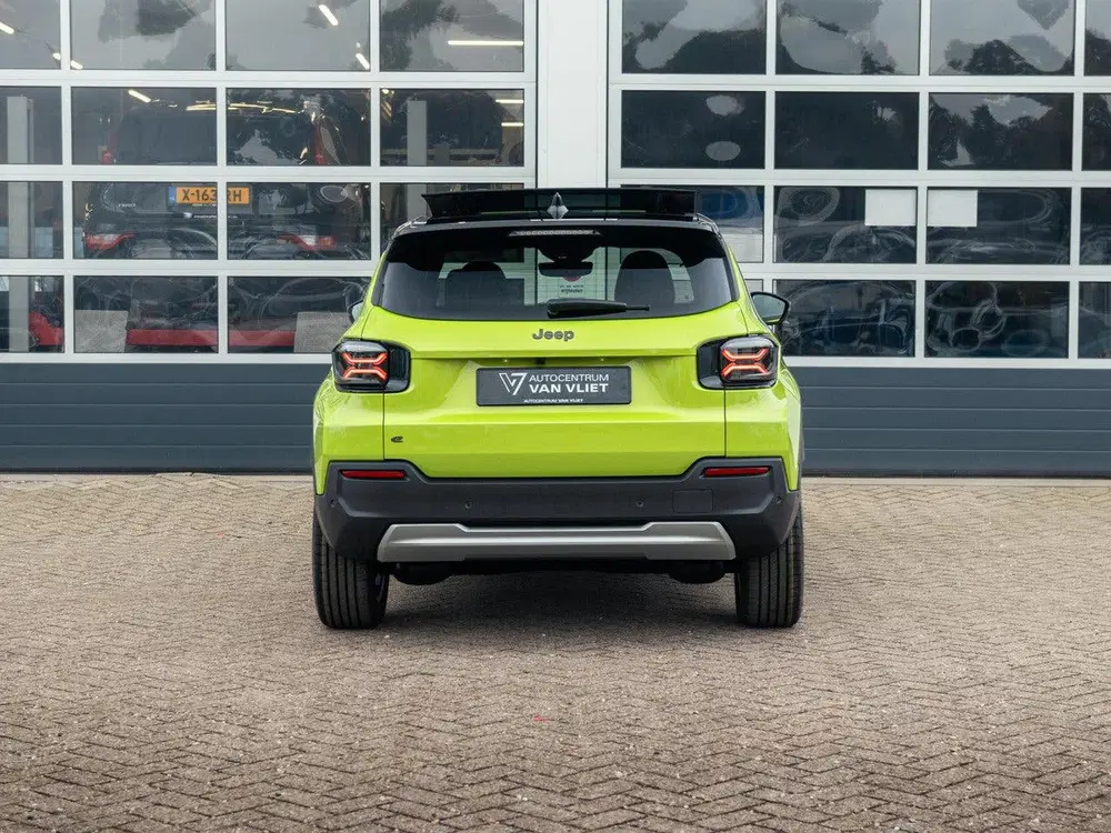 Jeep Avenger Summit 54 kWh uit 2026, foto 9