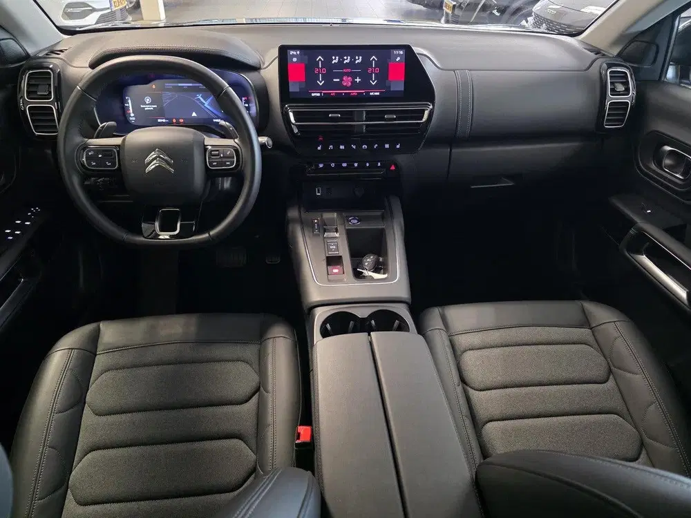 Citroën C5 Aircross Plus 1.2 Hybrid 145pk e-DSC6 uit 2025, foto 13