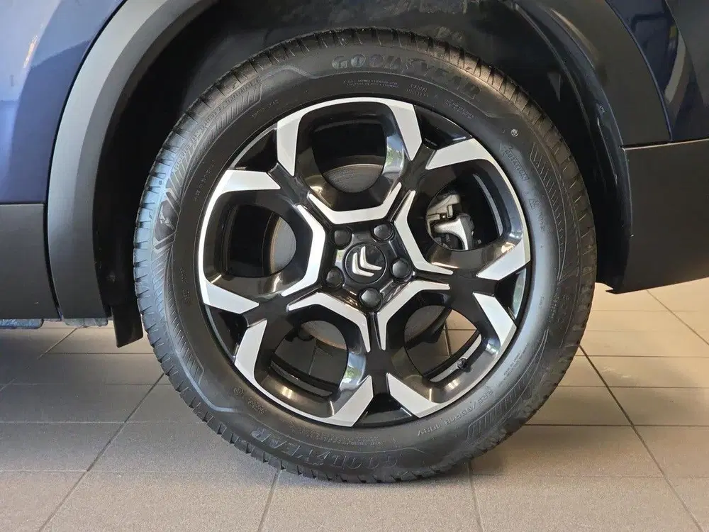 Citroën C5 Aircross Plus 1.2 Hybrid 145pk e-DSC6 uit 2025, foto 8