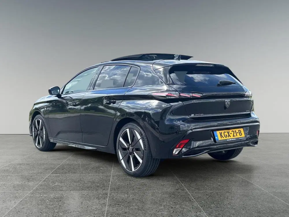 Peugeot 308 GT EV 58kWh 156pk uit 2026, foto 3
