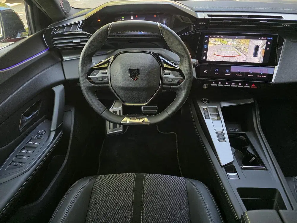 Peugeot 308 GT 1.2 Turbo 130pk EAT8 uit 2024, foto 15