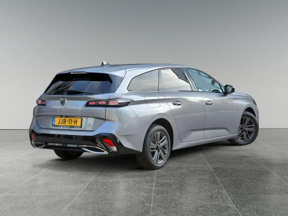 Peugeot 308 SW Allure Pack 1.2 Turbo 130pk EAT8 uit 2024, foto 5