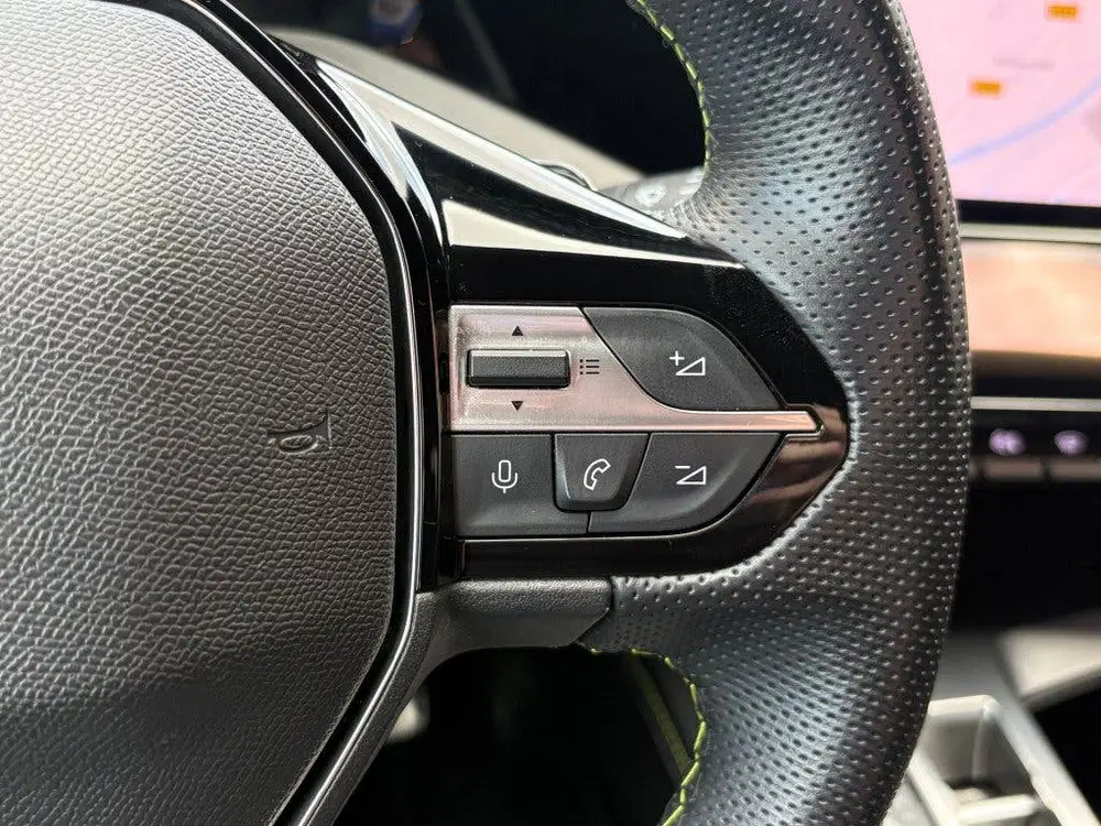 Peugeot 408 1.2 PURETECH 130PK AUT. GT NARDO-GREY NAVI uit 2023, foto 12
