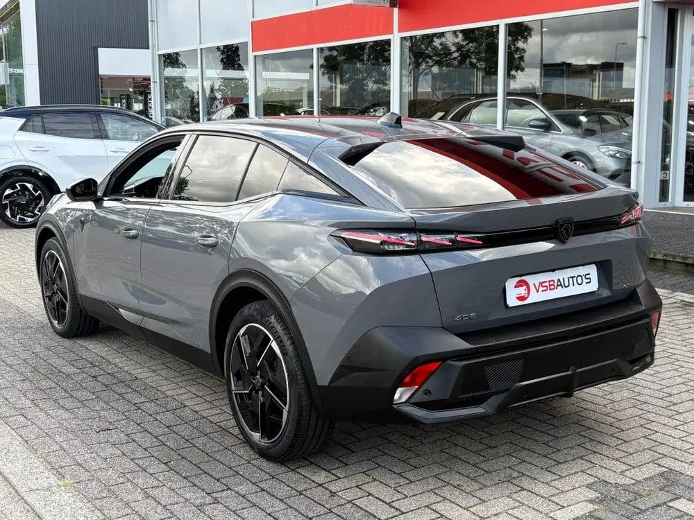 Peugeot 408 1.2 PURETECH 130PK AUT. GT NARDO-GREY NAVI uit 2023, foto 3