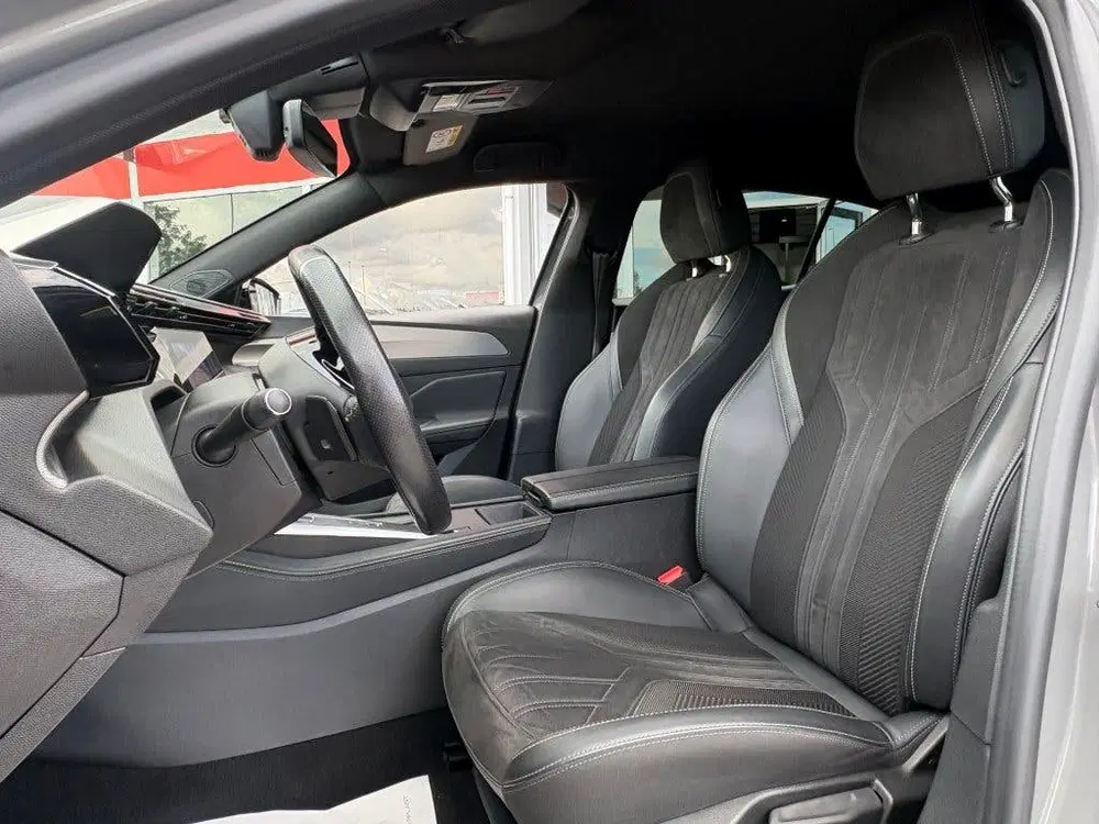 Peugeot 408 1.2 PURETECH 130PK AUT. GT NARDO-GREY NAVI uit 2023, foto 5