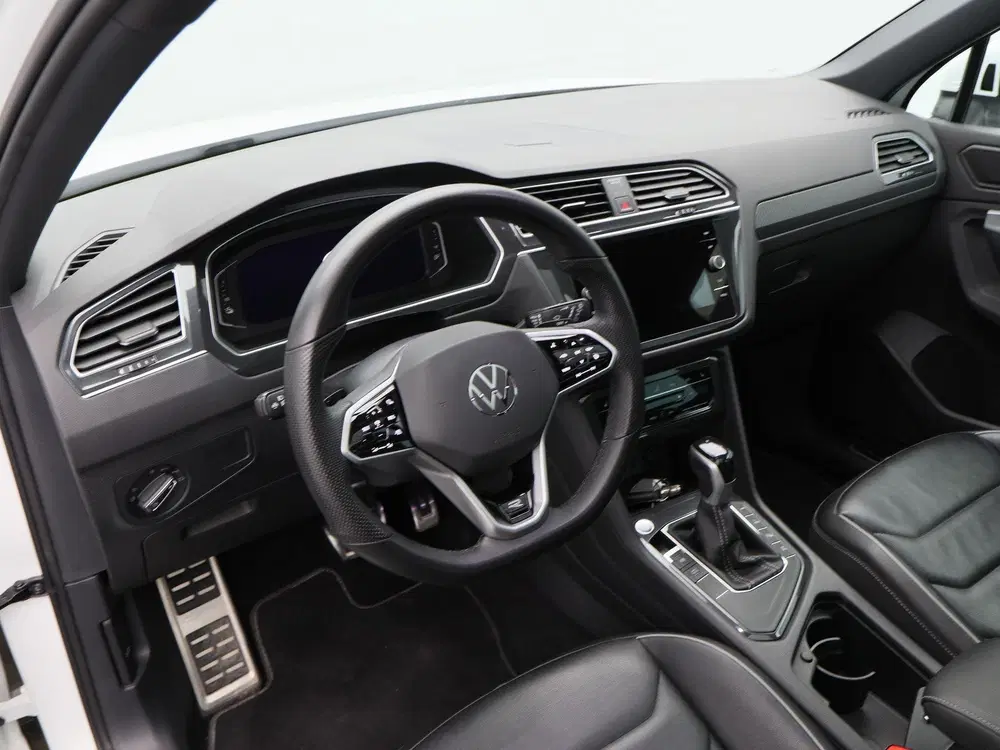 Volkswagen Tiguan 1.4 TSi 245 Pk eHybrid R-Line Business+ uit 2023, foto 4