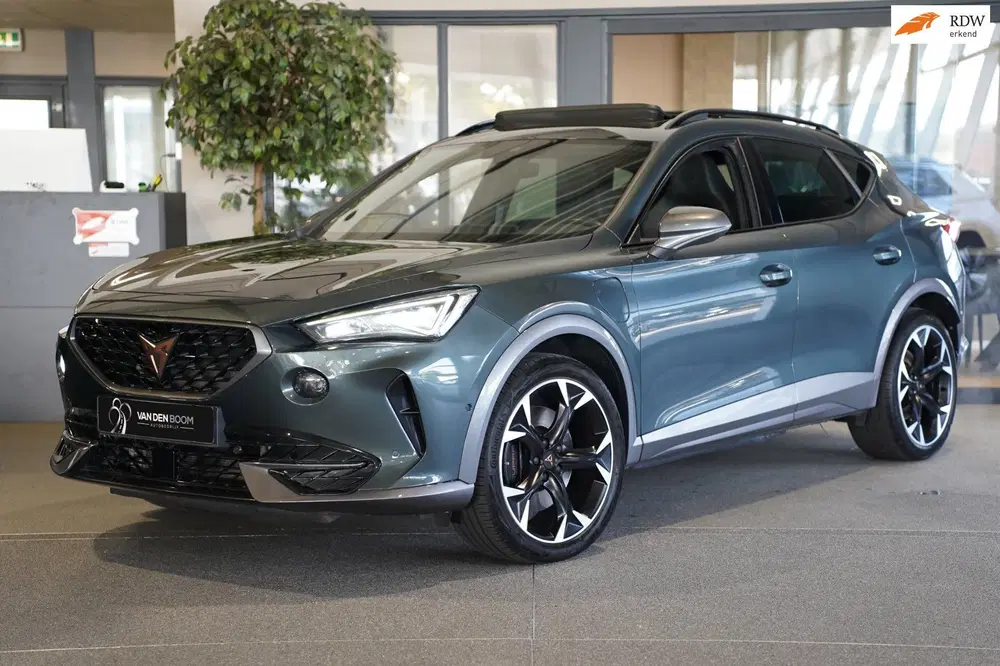 Cupra Formentor 1.4 e-Hybrid VZ 245PK Pano Trek Leder Led uit 2021