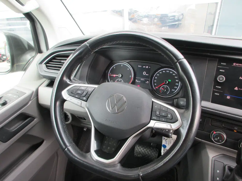 Volkswagen Transporter 2.0 TDI L2 uit 2020, foto 11