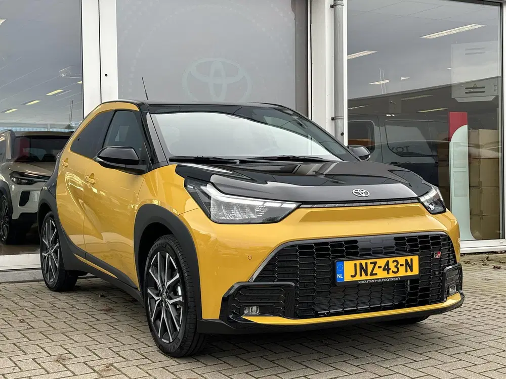 Toyota Aygo X Hybrid 115 GR Sport uit 2025, foto 5