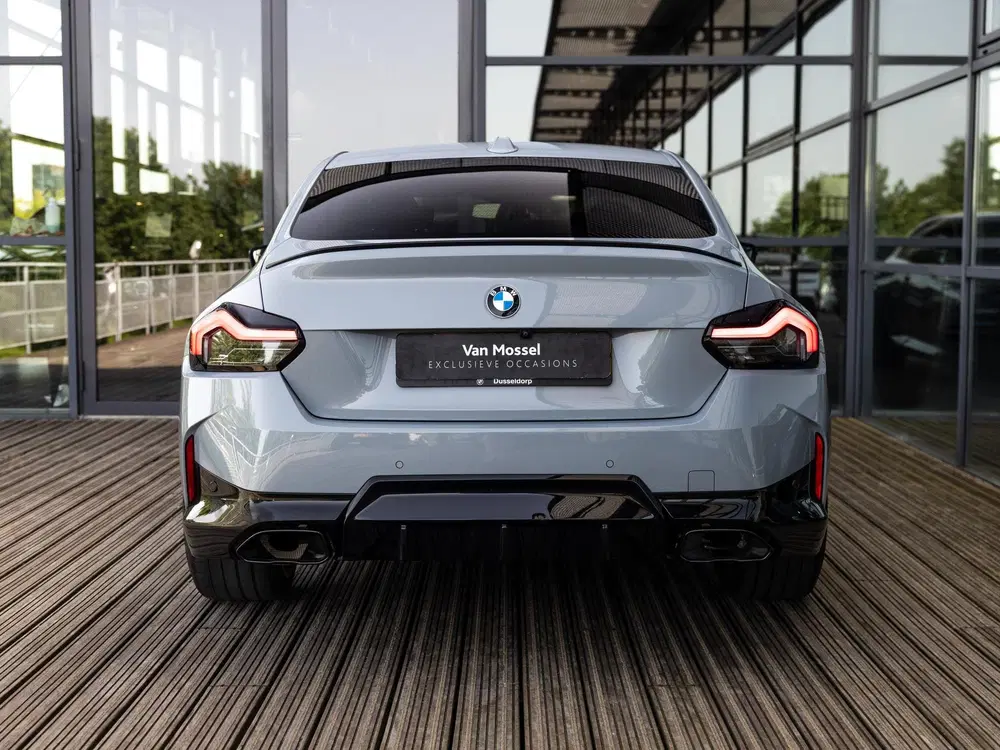 BMW 2-serie 2-serie Coupé M240i xDrive uit 2023, foto 6