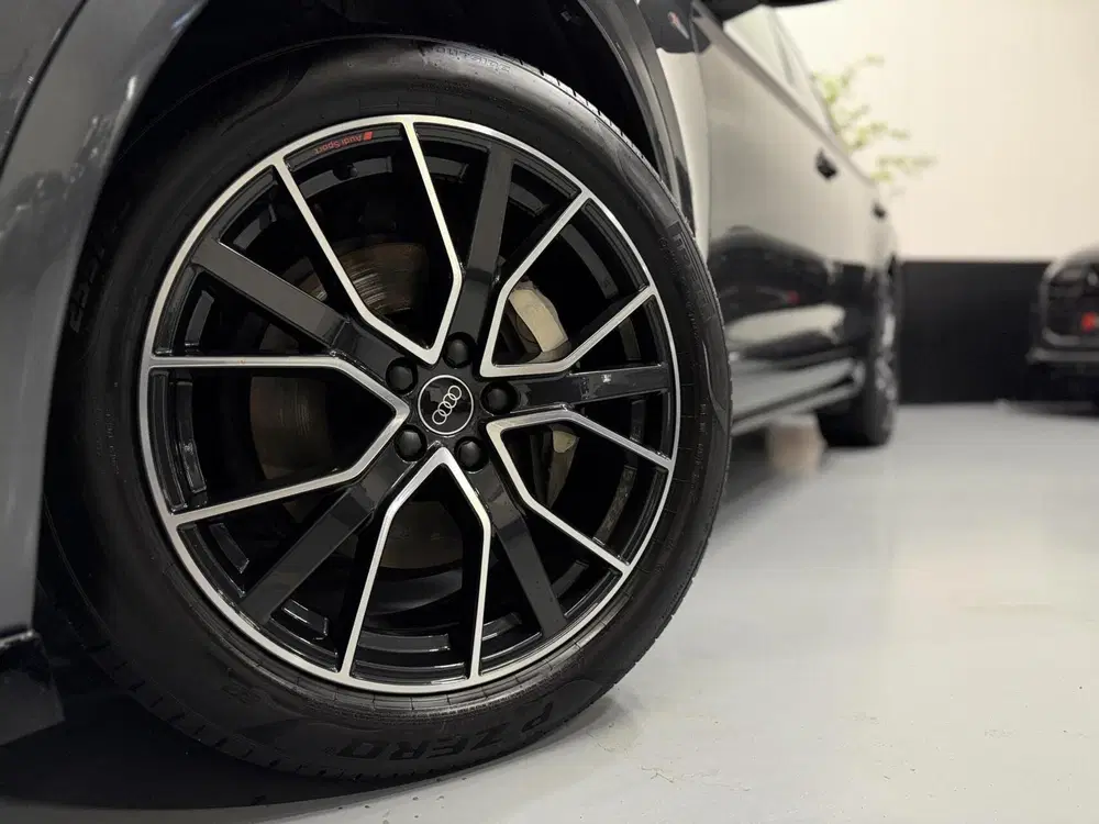 Audi Q5 50 TFSI e S edition uit 2023, foto 10