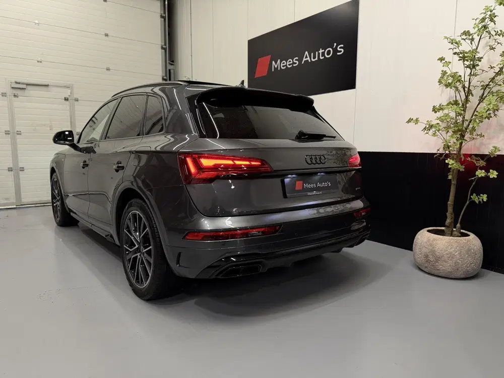 Audi Q5 50 TFSI e S edition uit 2023, foto 14