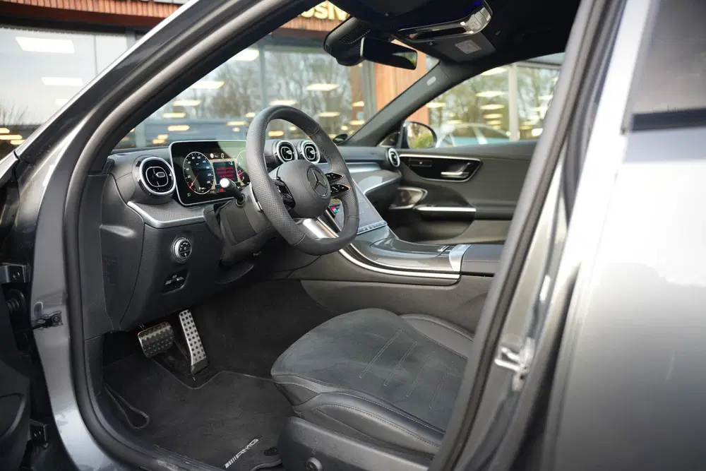 Mercedes-Benz C-Klasse 180 Business Solution AMG Burmester S uit 2025, foto 15