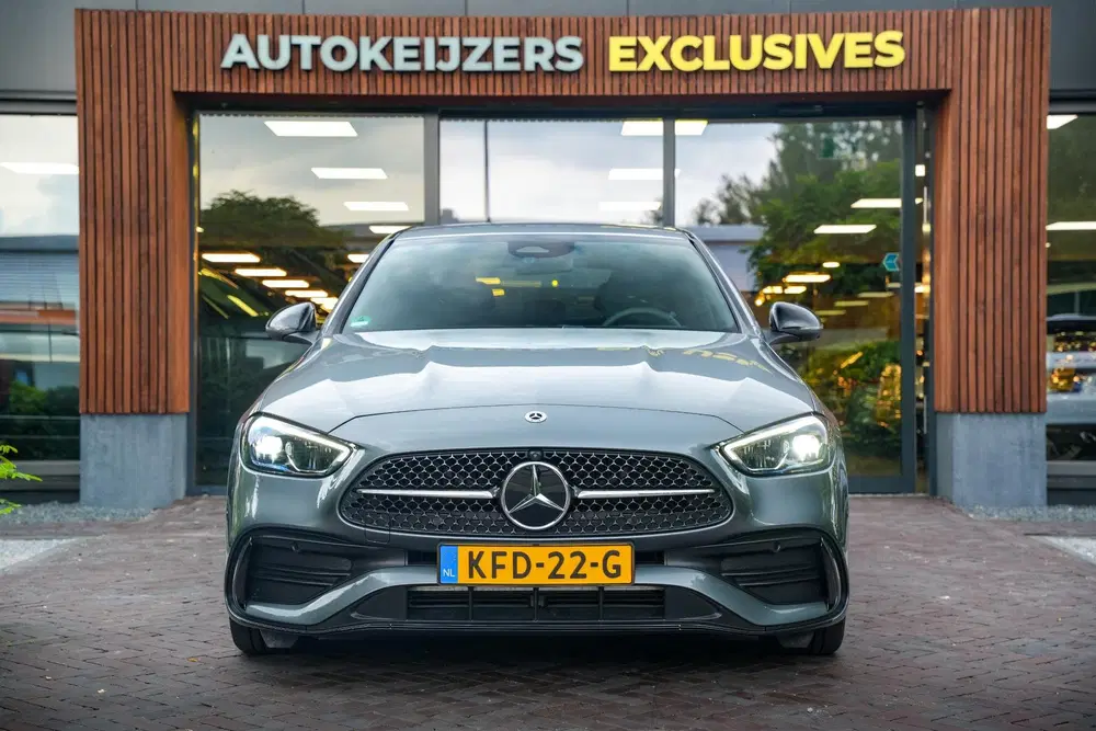 Mercedes-Benz C-Klasse 180 Business Solution AMG Burmester S uit 2025, foto 3