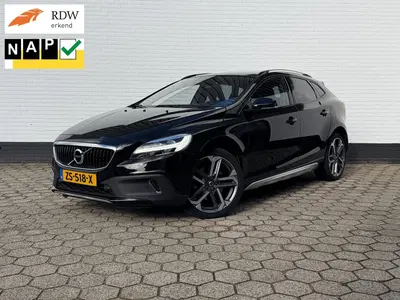 Volvo V40 Cross Country T3 Polar+ Luxury PANODAK l LEDER l C uit 2019