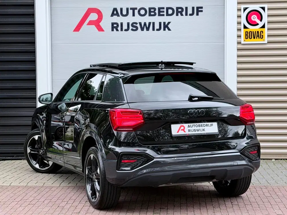 Audi Q2 35 TFSI S Edition Pano uit 2023, foto 3