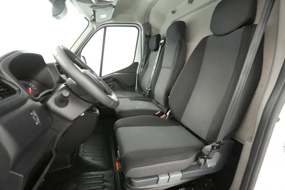 Renault Master T35 2.3 dCi 180PK L2H2 uit 2022, foto 9