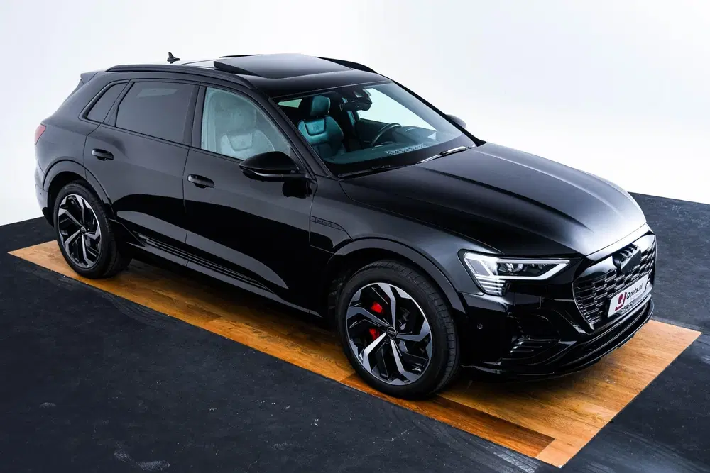 Audi Q8 e-tron 55 quattro S Edition 115 kWh Trekhaak uit 2024, foto 15