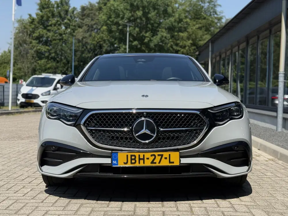Mercedes-Benz E-Klasse 300 de AMG Line Pano Hyperscreen uit 2024, foto 6