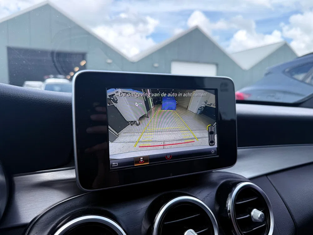 Mercedes-Benz C-Klasse 180 AMG Night Pakket l Pano l Keyles l Cam uit 2018, foto 17