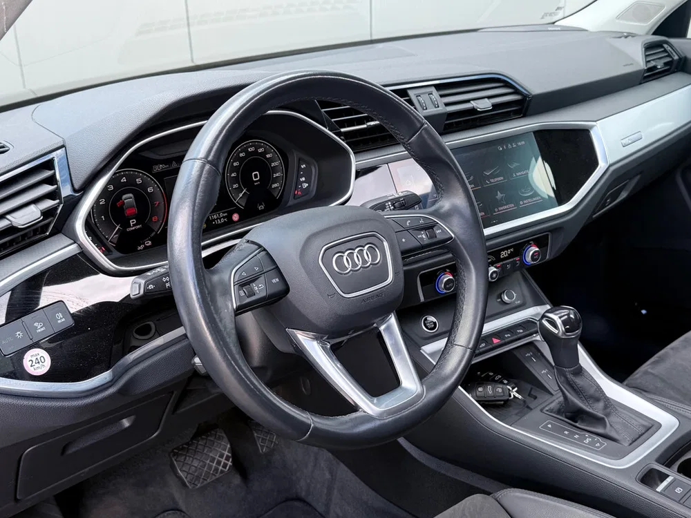 Audi Q3 45 TFSI e S-Line Pano l Matrix l RS-Pakket uit 2022, foto 11