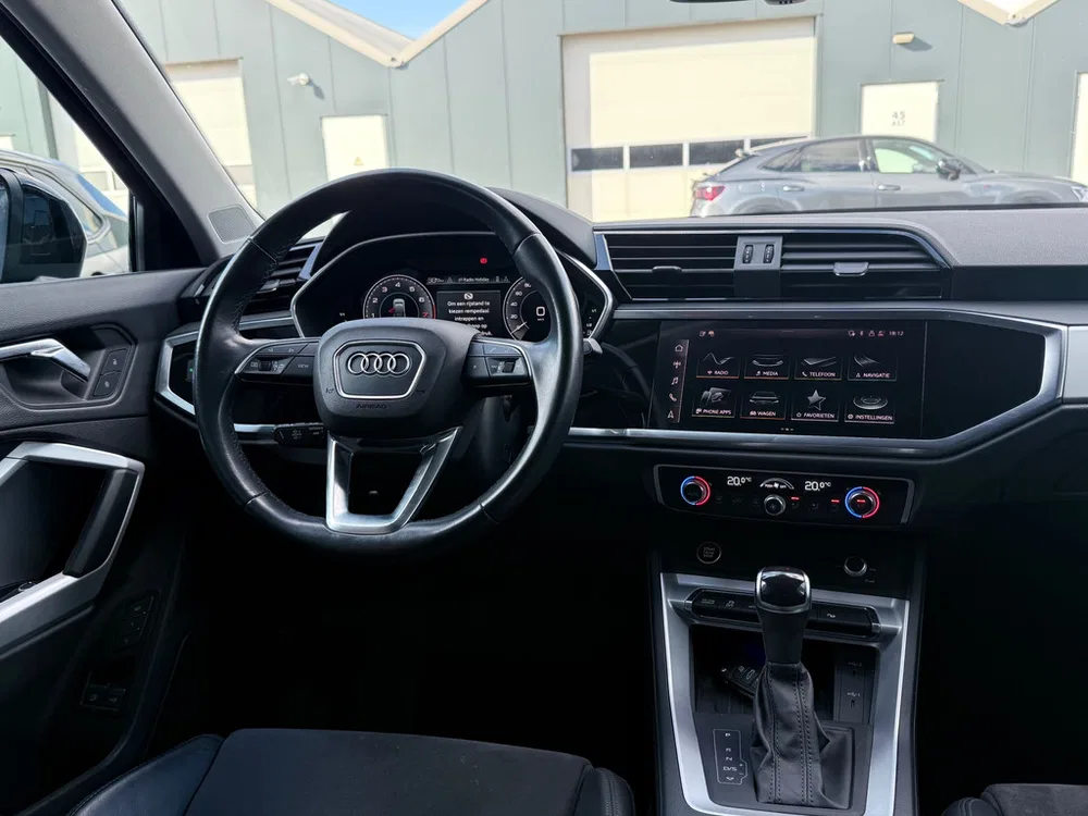 Audi Q3 45 TFSI e S-Line Pano l Matrix l RS-Pakket uit 2022, foto 12
