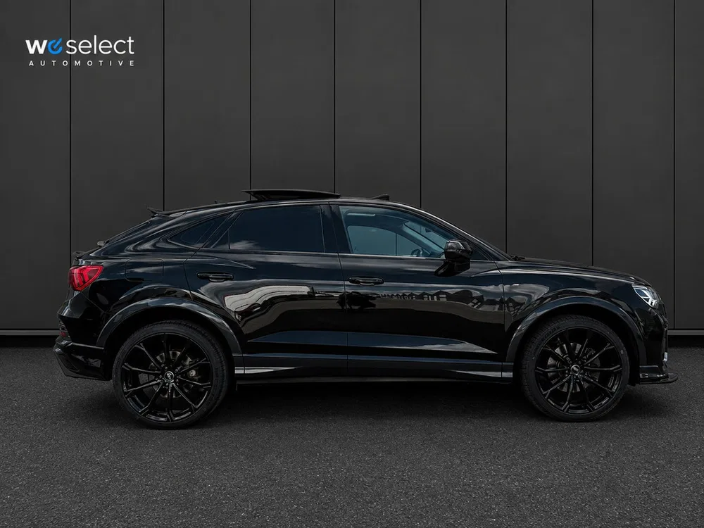 Audi Q3 45 TFSI e S-Line Pano l Matrix l RS-Pakket uit 2022, foto 5