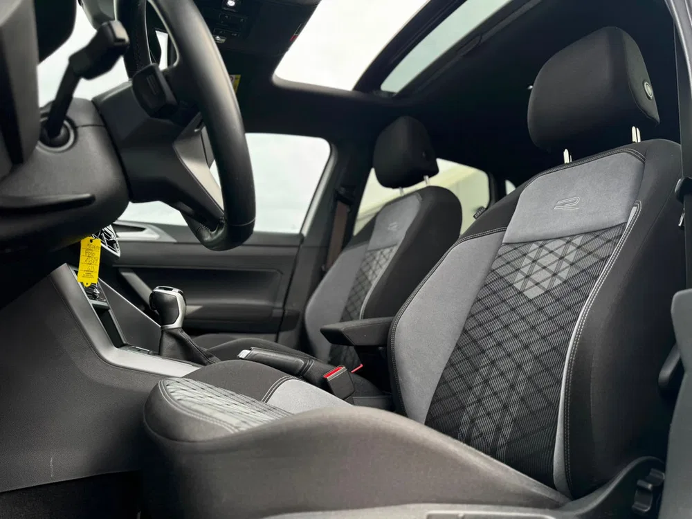Volkswagen Polo 1.0 TSI R-Line Pano l IQ l Stoelverwarming uit 2023, foto 10