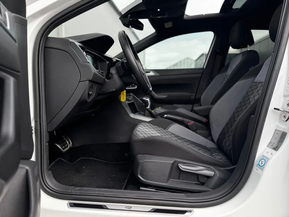 Volkswagen Polo 1.0 TSI R-Line Pano l IQ l Stoelverwarming uit 2023, foto 9