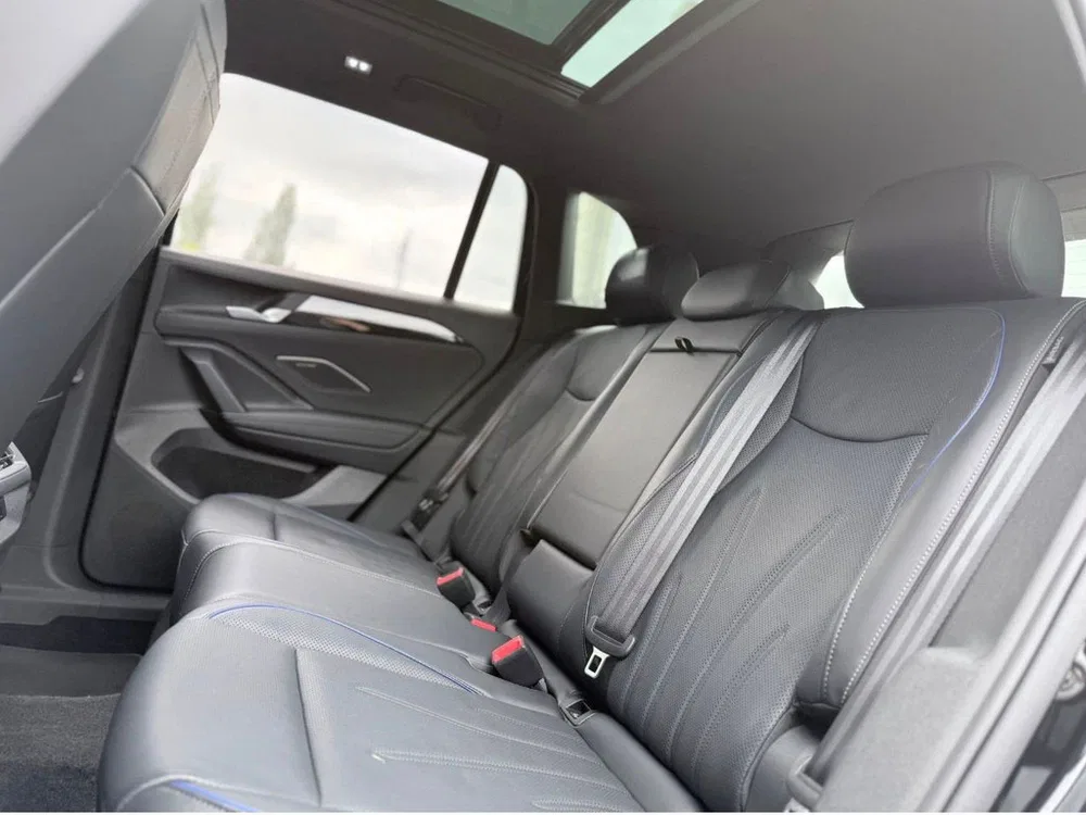 Volkswagen Tiguan 1.5 eTSI R-Line Edition Pano l Head-Up l K uit 2025, foto 10