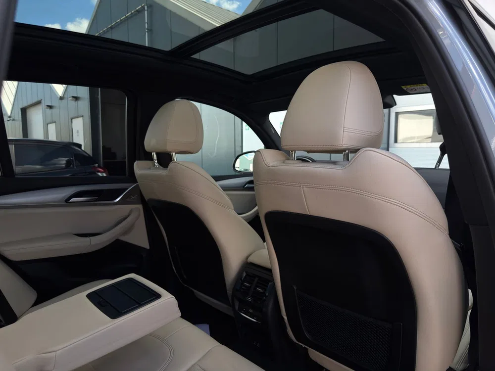 BMW X3 XDrive30e High Executive M-Pack l Leder l uit 2022, foto 10