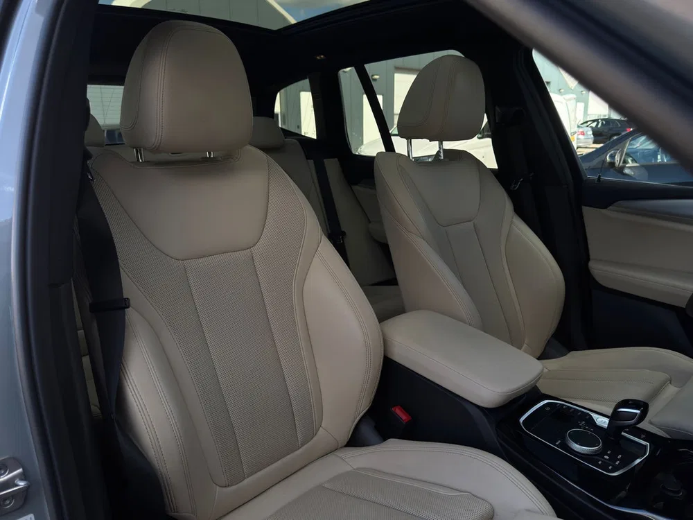BMW X3 XDrive30e High Executive M-Pack l Leder l uit 2022, foto 11