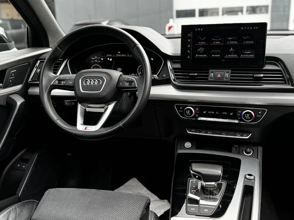 Audi Q5 55 TFSI e S-Line Pano l Camera l Half Lede uit 2023, foto 11