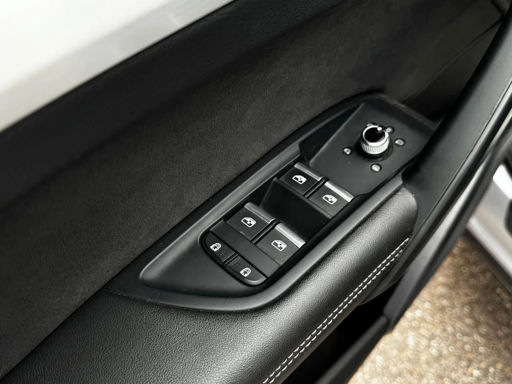 Audi Q5 55 TFSI e S-Line Pano l Camera l Half Lede uit 2023, foto 20