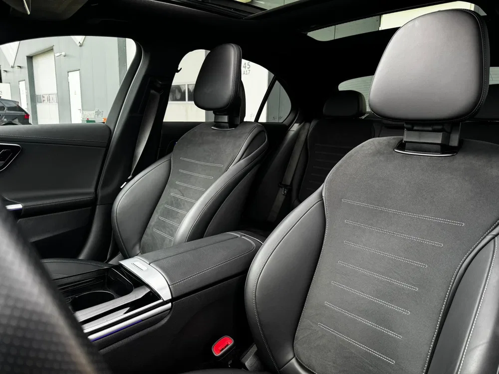 Mercedes-Benz C-Klasse 300 e star Edition AMG Line Plus Pano l Am uit 2025, foto 13