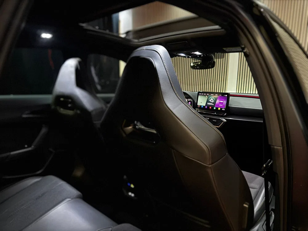 Cupra Formentor 1.4 e-Hybrid VZ Copper Edition Pano l Memo uit 2022, foto 13