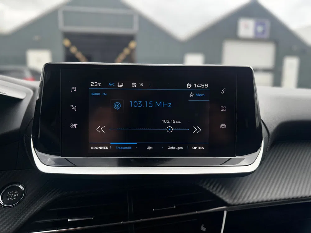 Peugeot 208 1.2 PureTech Allure Pack Automaat l Virtua uit 2023, foto 19