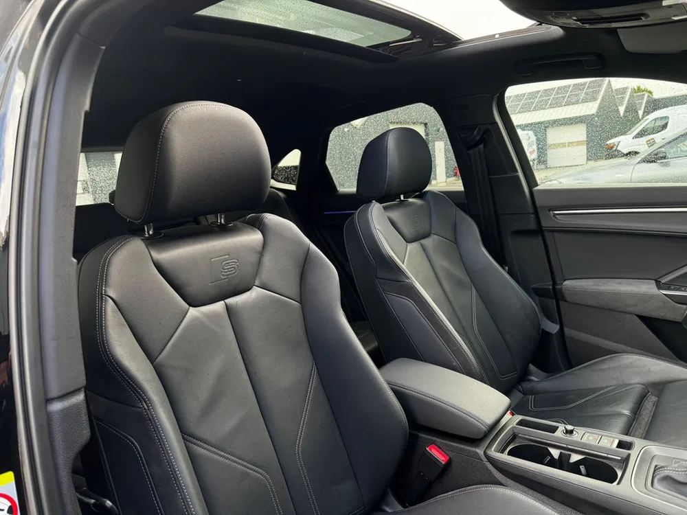 Audi Q3 40 TFSI Quattro S-line Pano l Leder l Ambi uit 2020, foto 10