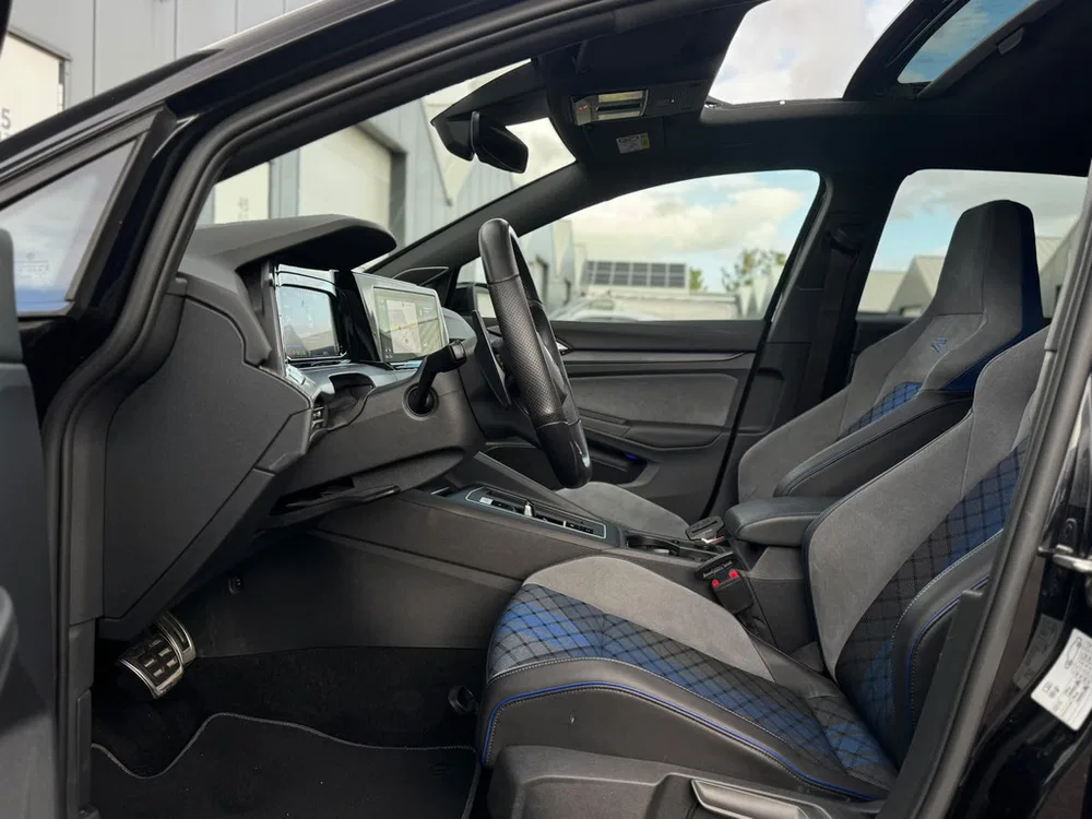 Volkswagen Golf 2.0 TSI 4Motion Performance R Akra l Pano uit 2022, foto 9