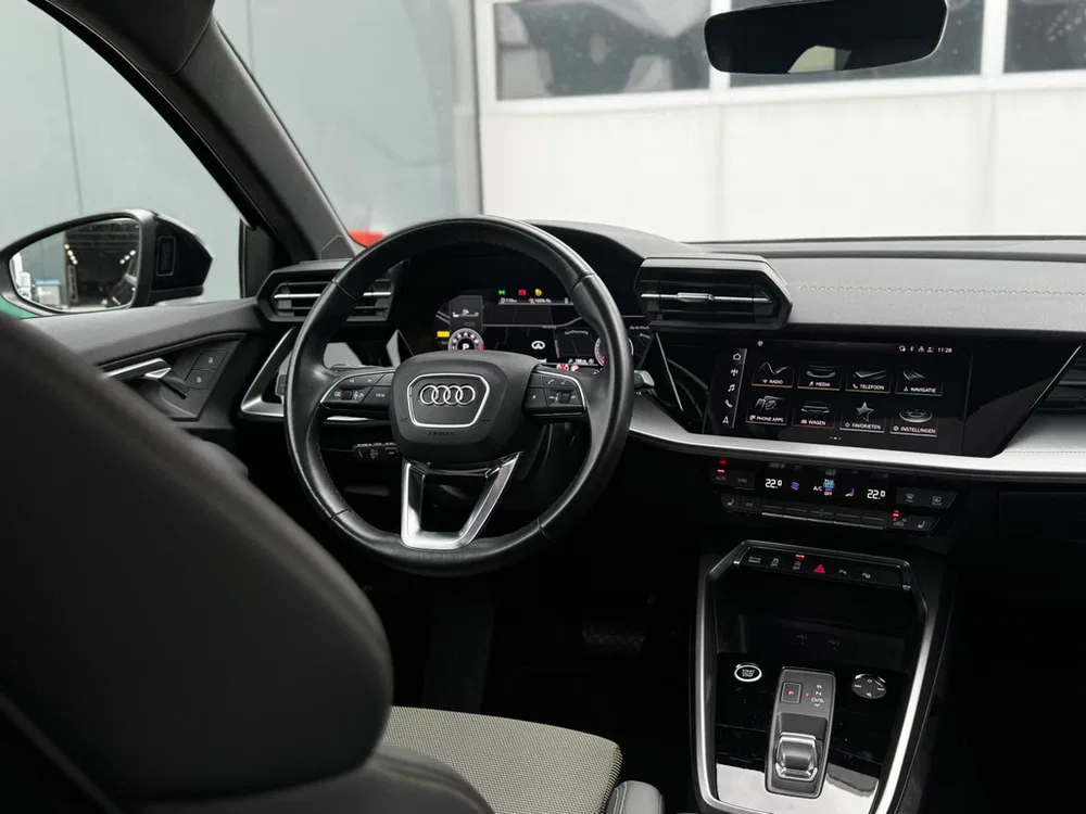 Audi A3 Limousine 35 TFSI S-Line Pano l Matrix l S uit 2022, foto 13