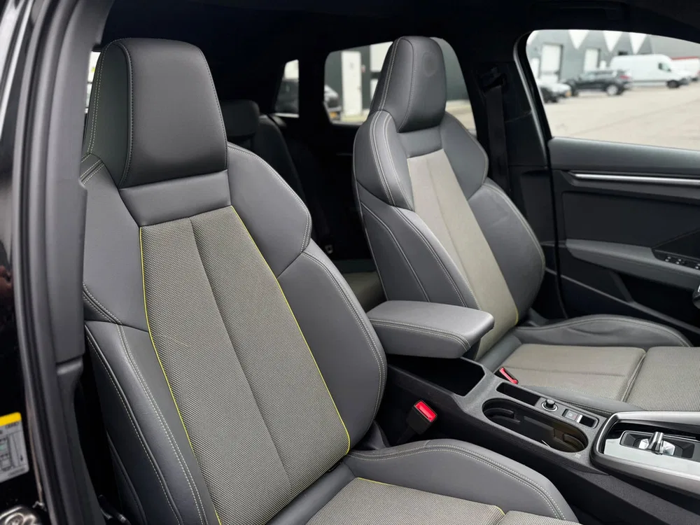 Audi A3 Limousine 35 TFSI S-Line Pano l Matrix l S uit 2022, foto 9
