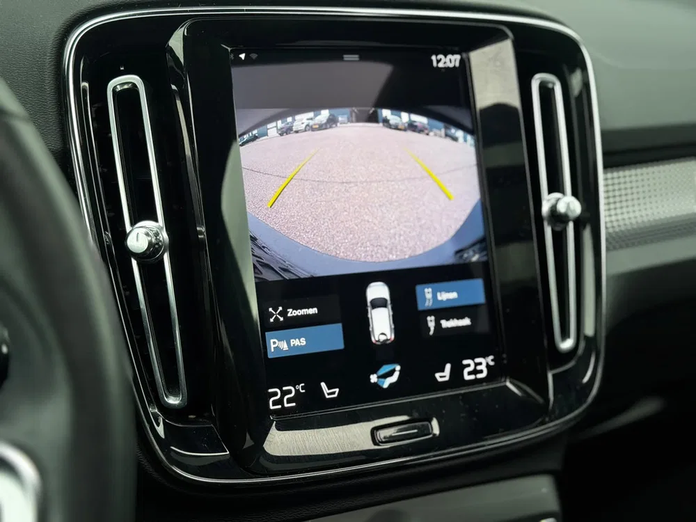 Volvo XC40 1.5 T4 Recharge Inscription Expression Pan uit 2022, foto 15